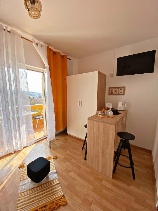 Hotel The Manzoni Family 5 à Punat Extérieur photo